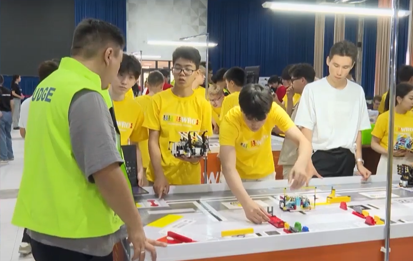 ONTUSTIKTV -  РОБОТОТЕХНИКАДАН ҰЛТТЫҚ ДОДА БАСТАЛДЫ